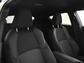 Toyota C-HR thumbnail 4