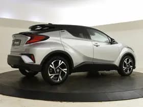 Toyota C-HR thumbnail 5
