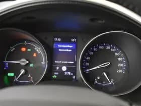 Toyota C-HR thumbnail 10