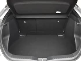 Toyota C-HR thumbnail 11