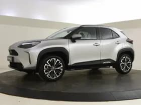 Toyota Yaris Cross thumbnail 2