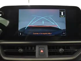Lexus UX thumbnail 18