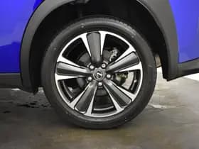 Lexus UX thumbnail 32
