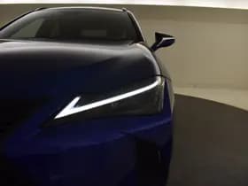 Lexus UX thumbnail 34