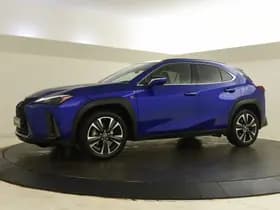 Lexus UX thumbnail 5