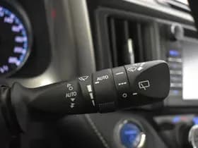 Toyota RAV4 thumbnail 19