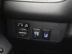 Toyota RAV4 thumbnail 25