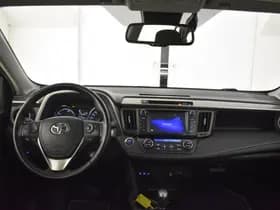 Toyota RAV4 thumbnail 4
