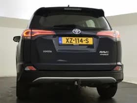 Toyota RAV4 thumbnail 8