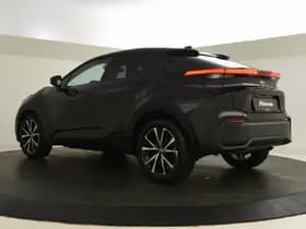 Toyota C-HR thumbnail 6