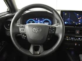 Toyota C-HR thumbnail 9