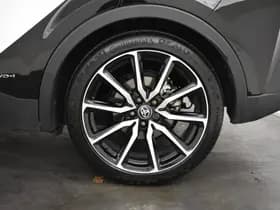Toyota C-HR thumbnail 38
