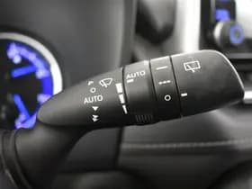Toyota RAV4 thumbnail 16