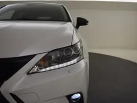 Lexus CT thumbnail 30