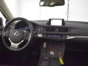 Lexus CT thumbnail 4