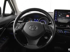 Toyota C-HR thumbnail 16