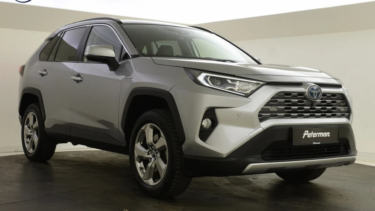 Toyota RAV4 — foto 1