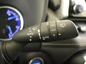 Toyota RAV4 thumbnail 17