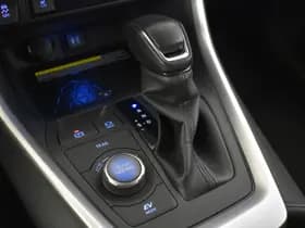 Toyota RAV4 thumbnail 23