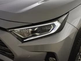 Toyota RAV4 thumbnail 8