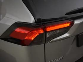 Toyota RAV4 thumbnail 10