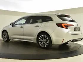 Toyota Corolla thumbnail 6
