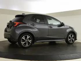 Toyota Yaris thumbnail 2