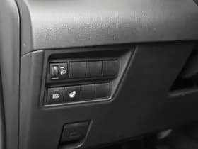 Toyota Yaris thumbnail 17