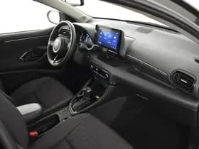 Toyota Yaris thumbnail 3