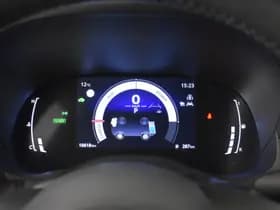 Toyota Yaris thumbnail 4
