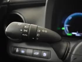 Toyota C-HR thumbnail 13
