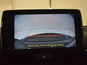 Toyota Yaris thumbnail 12
