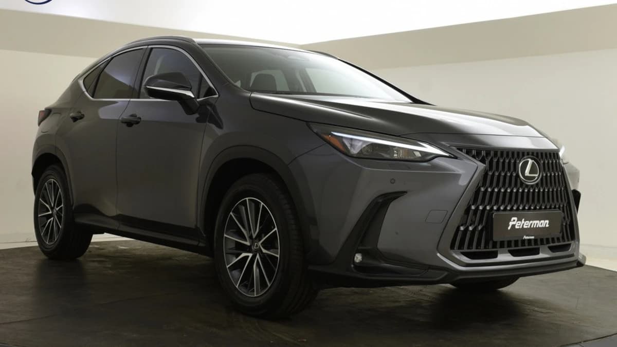 Lexus NX — foto 1