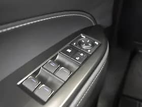 Lexus NX thumbnail 28