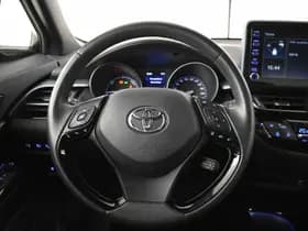 Toyota C-HR thumbnail 13