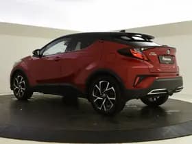 Toyota C-HR thumbnail 6