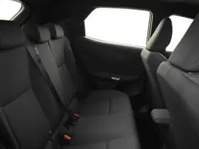 Lexus LBX thumbnail 18