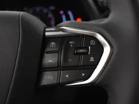 Lexus LBX thumbnail 23
