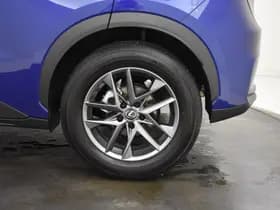 Lexus LBX thumbnail 29