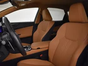 Lexus NX thumbnail 3