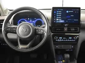 Toyota Yaris Cross thumbnail 3