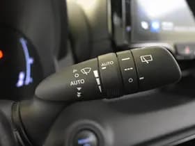 Toyota Yaris thumbnail 17
