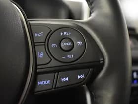 Toyota RAV4 thumbnail 16