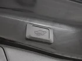 Toyota RAV4 thumbnail 31