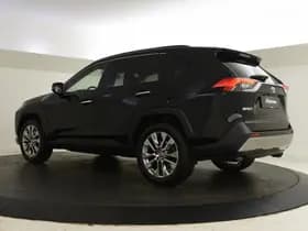 Toyota RAV4 thumbnail 6