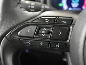 Toyota Yaris thumbnail 24