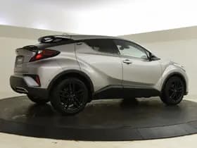 Toyota C-HR thumbnail 2