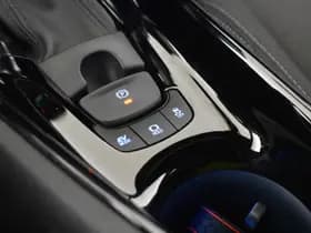 Toyota C-HR thumbnail 28