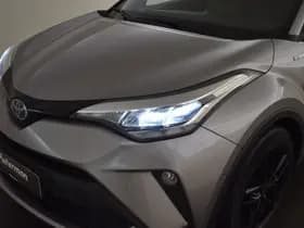 Toyota C-HR thumbnail 8