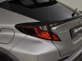 Toyota C-HR thumbnail 10